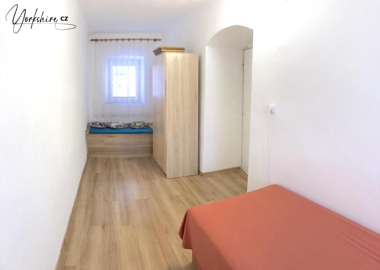 Apartment Yorkshire Bujanov Εξωτερικό φωτογραφία