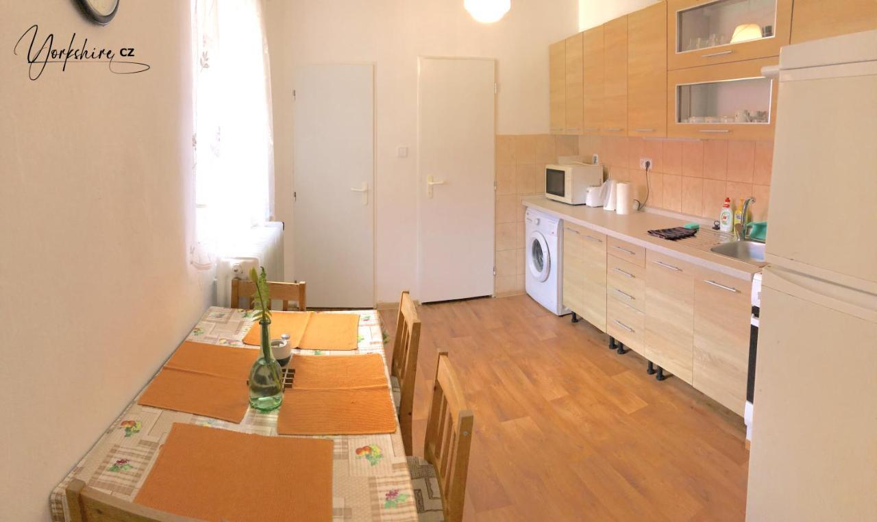 Apartment Yorkshire Bujanov Εξωτερικό φωτογραφία